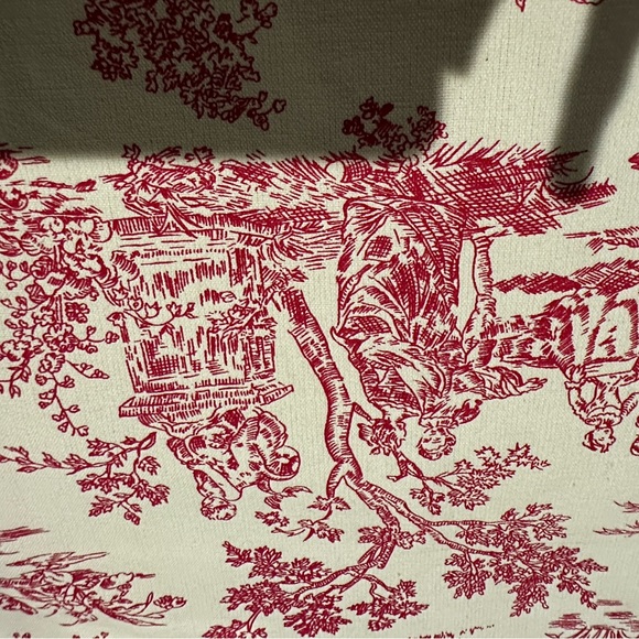 Set 2 Red White Reversible Blue White Toile Placemats, French Country Toile - Picture 3 of 3